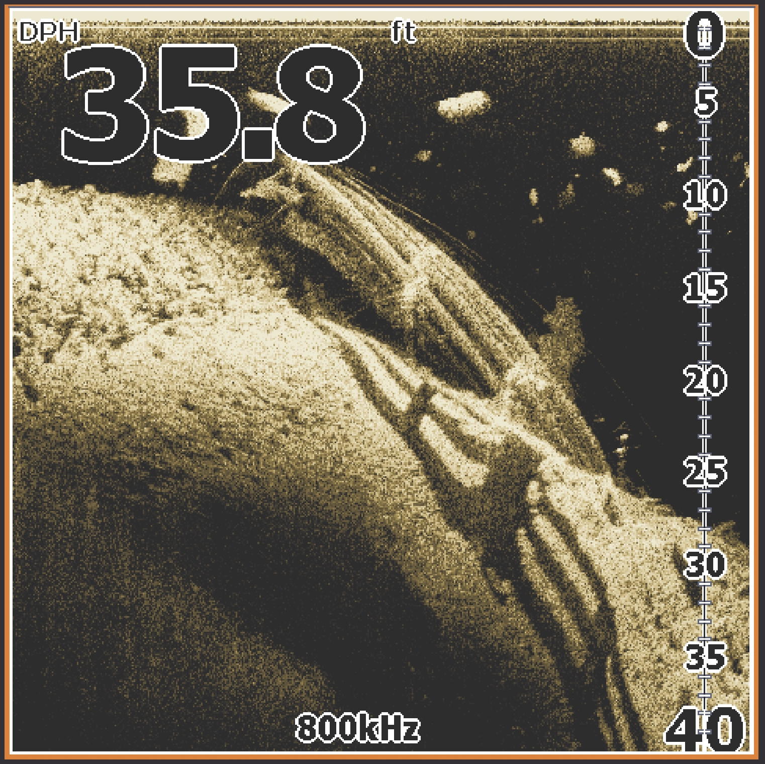 dsi-l_sonar_sepia_800kHz_visible_pipes.jpg